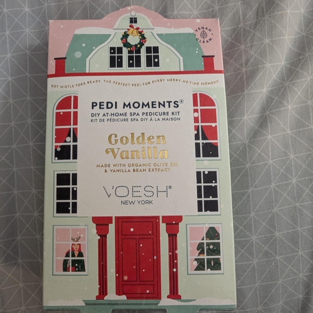 🦩NIB Voesh New York Pedi Moments Golden Vanilla DIY At Home Spa Pedicure Kit